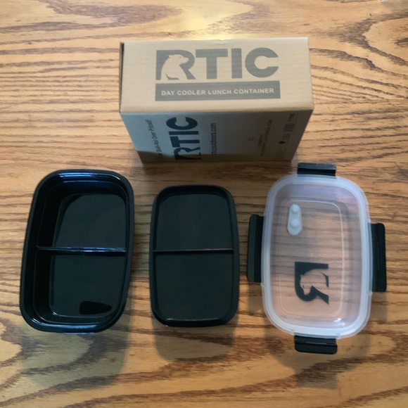 NEW - RTIC DAY COOLER LUNCH CONTAINER - Picture 4 of 14